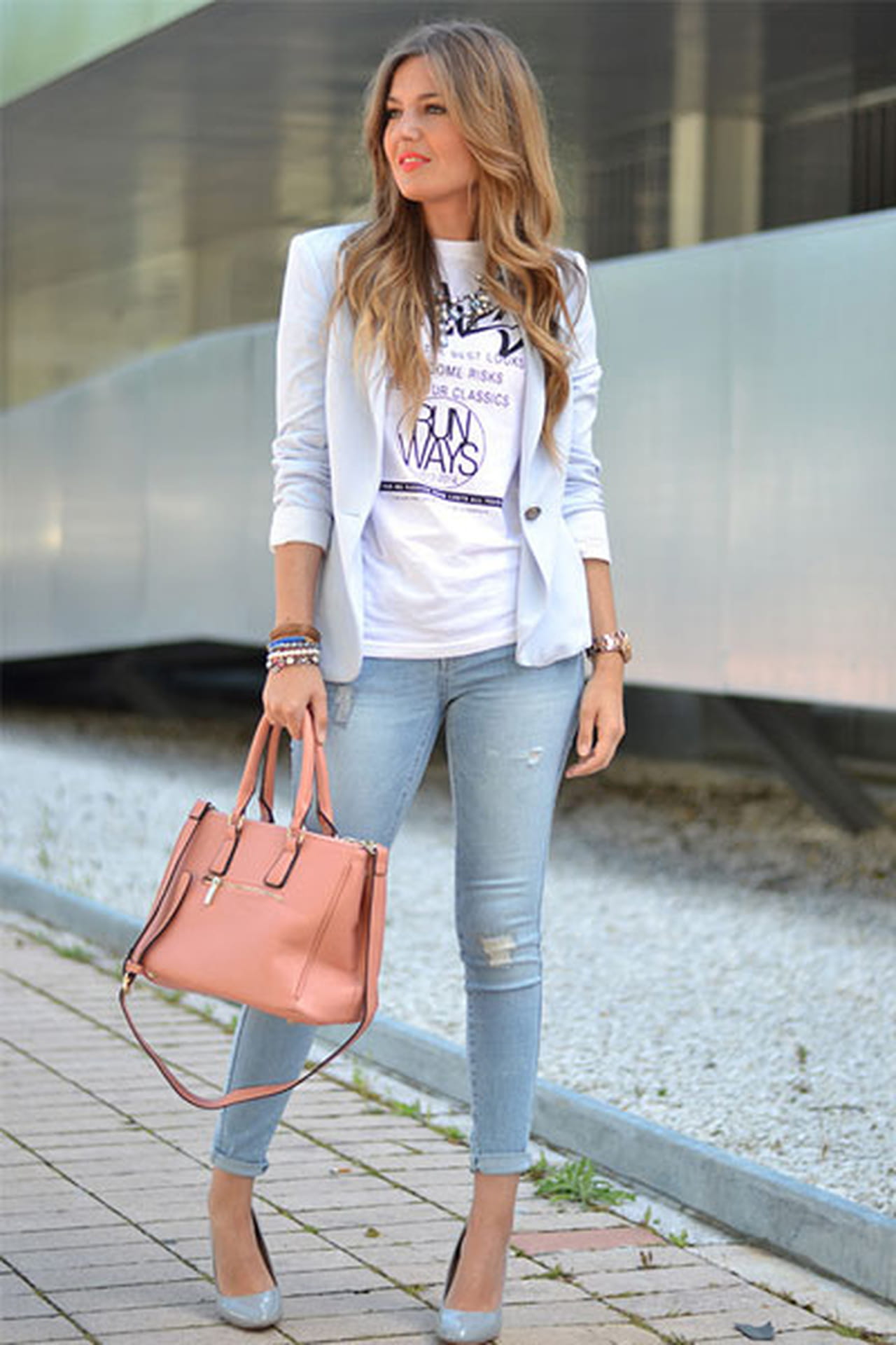 http://i-exc.ccm2.net/iex/1280/1527148184/819490.jpg