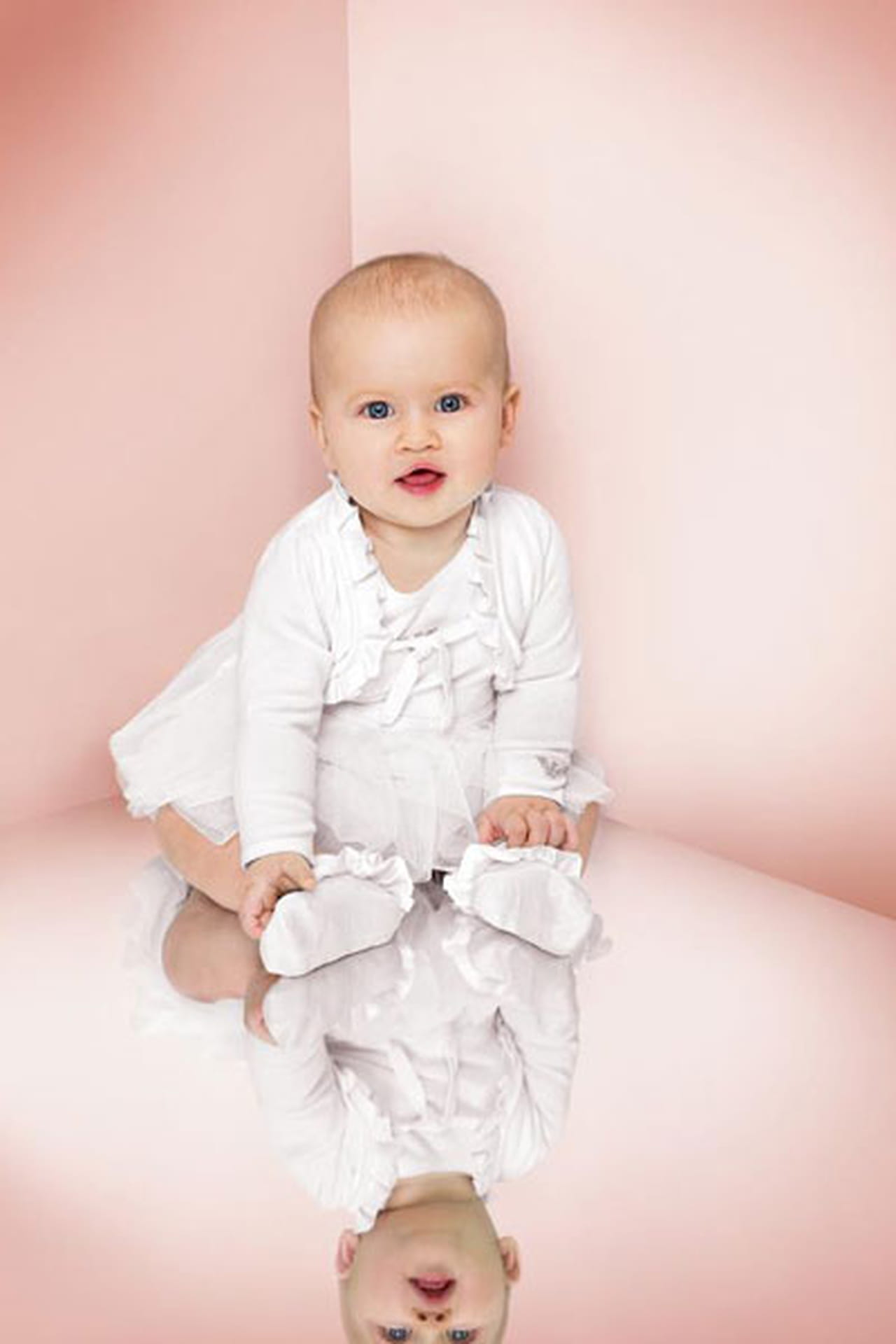 ملابس اطفال جميلة من Armani Junior لعام 2013 ملابس اطفال جميلة من Armani Junior لعام 2013