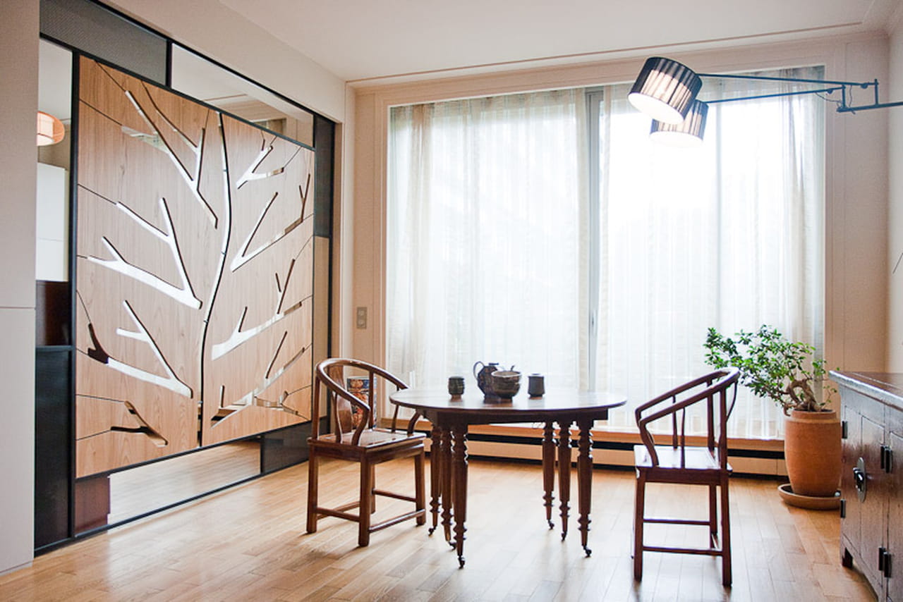 Un piccolo loft dall'arredo zen