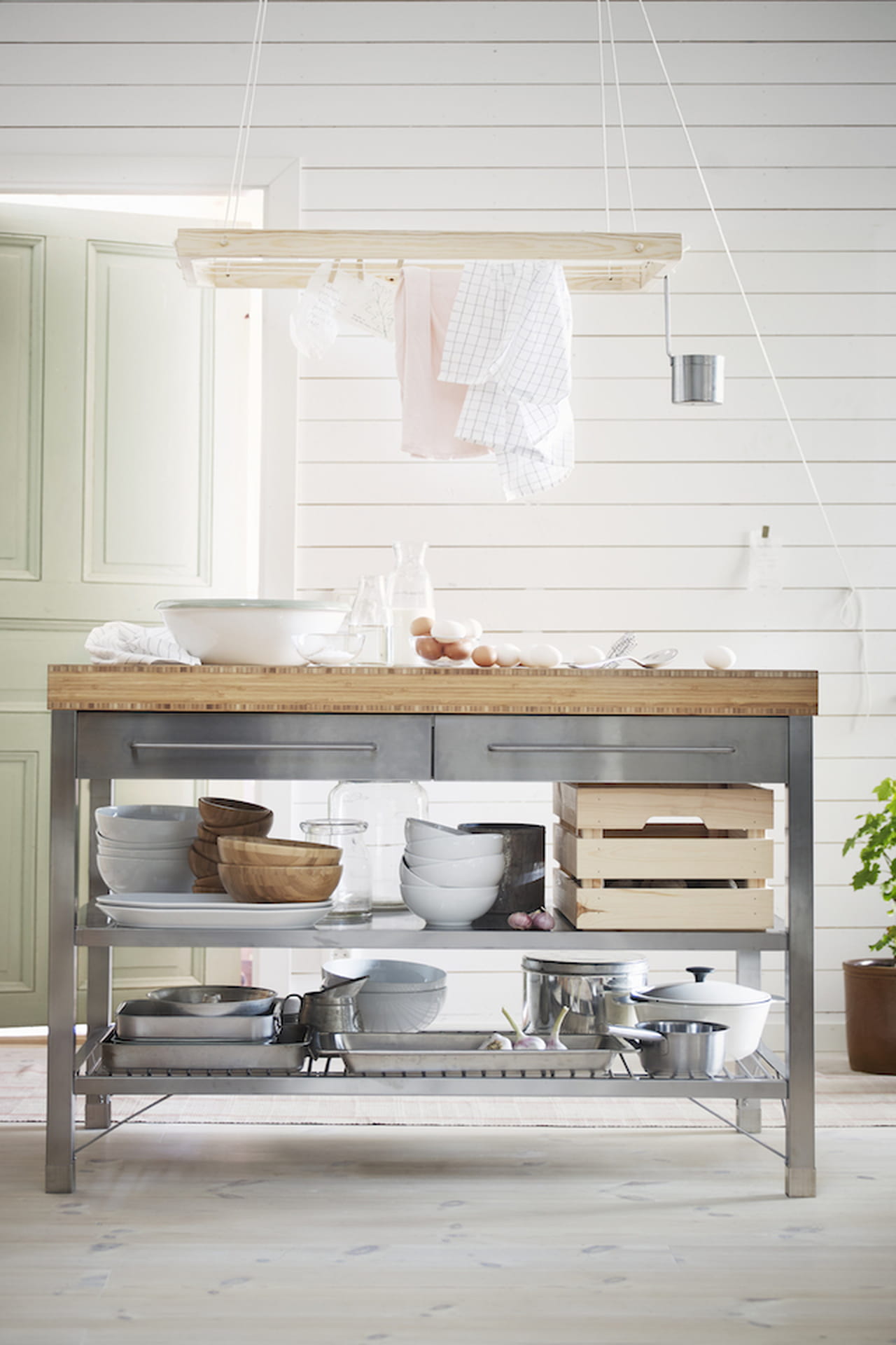Novità Ikea 2016: la collezione che sa di primavera Novità Ikea 2016: la collezione che sa di primavera