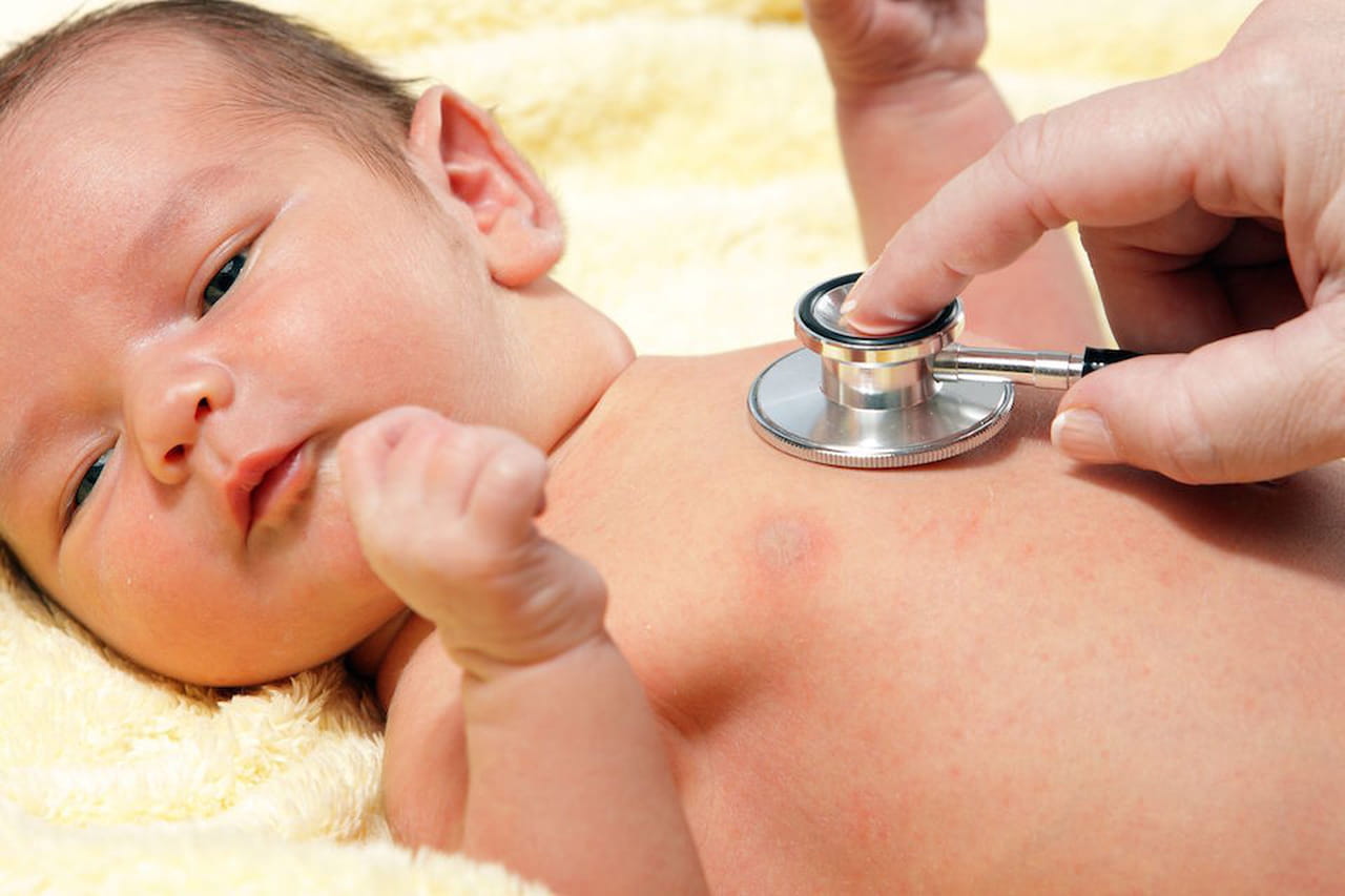 Bronchiolite nei neonati: cosè e come si cura Sognare di avere una bambina neonata