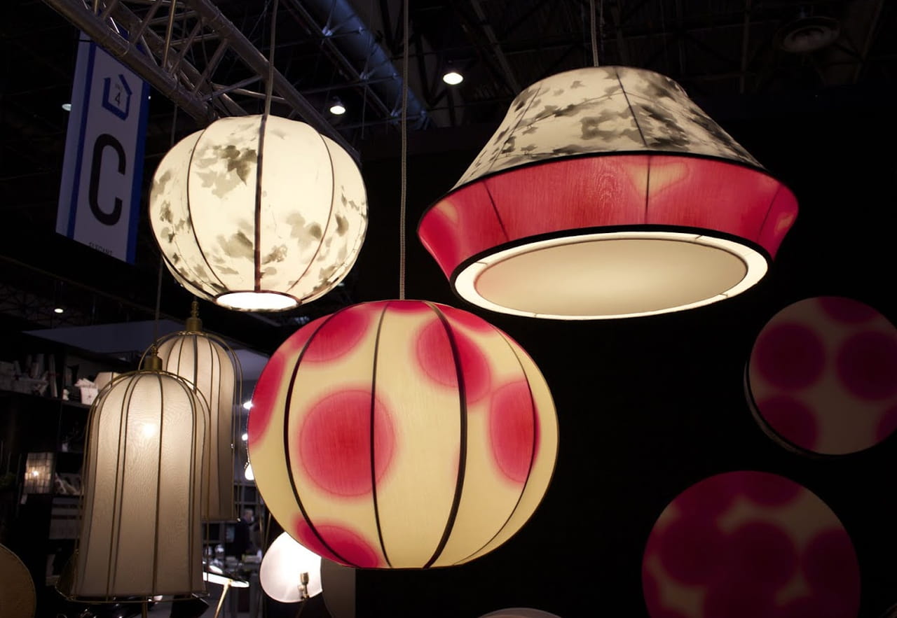 Lampadari preziosi: la luce che arreda