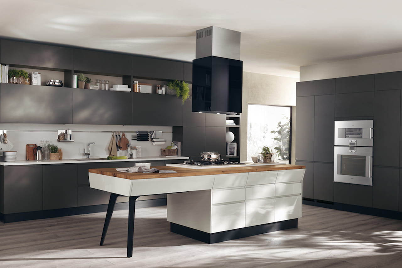 Cucine con isola: la funzionalità a braccetto con l\'estetica Cucine con isola: la funzionalità a braccetto con l\'estetica