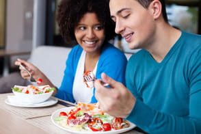حمية غذائية وسط مجموعة أفضل من اتباع رجيم بمفردك!
