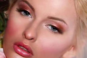 مكياج زهري ناعم للعروس العربية