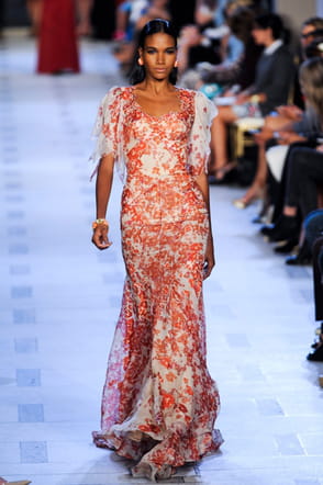 أزياء أنيقة من توقيع Zac Posen لربيع وصيف 2013