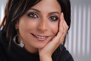زينة دكاش ... الفنّ والعلاج بالدراما لخدمة المجتمع والنهوض به