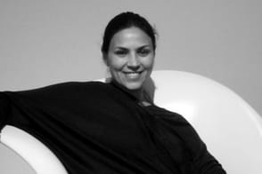 مشغل برج حمود... نساء يمارسن الأمل