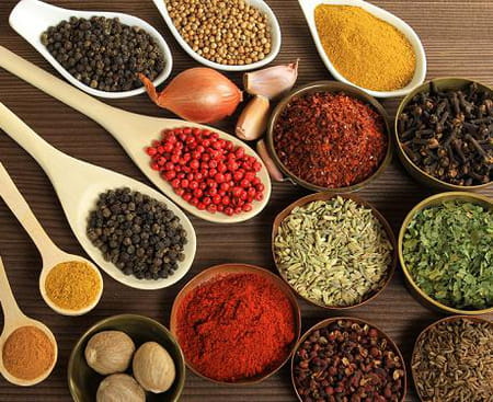 أهم التوابل والبهارات..الفوائد الصحية وعلاقتها