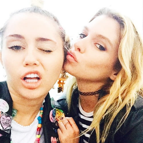 Miley Cyrus E La Sua Famiglia