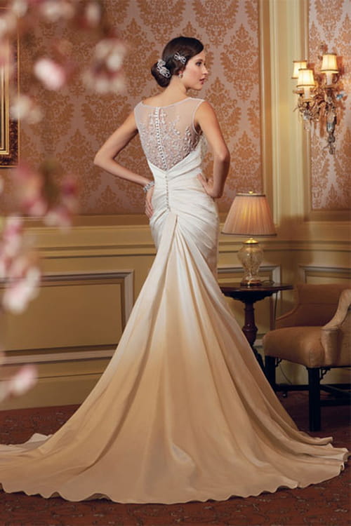 أرق تصاميم فساتين زفاف 2014