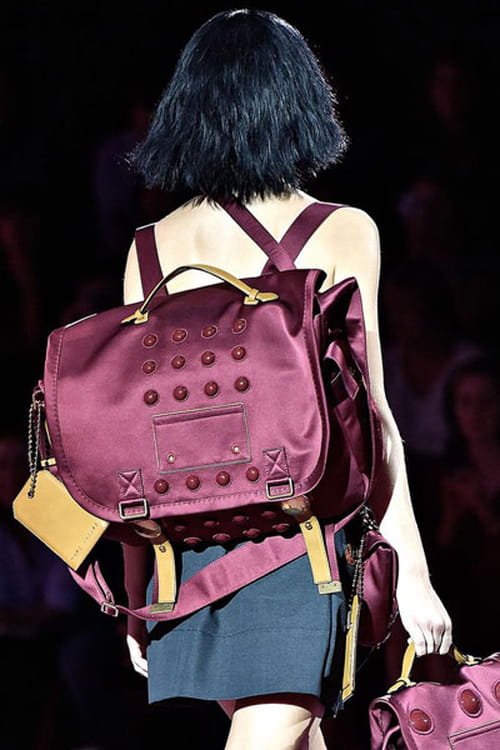 شاهد موديلات جديده الظهر للرحلات