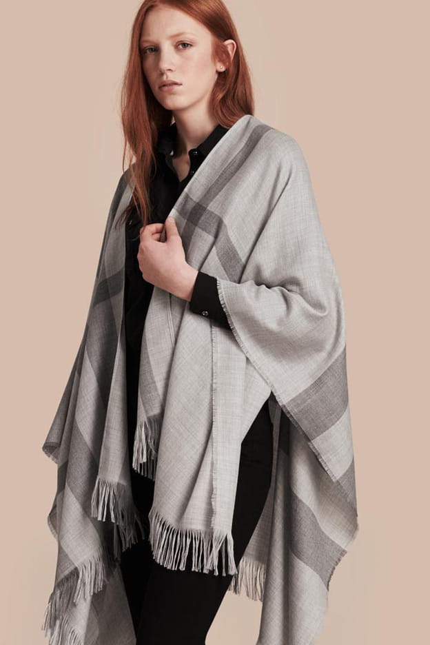 Burberry تطلق مجموعة أزياء رمضان