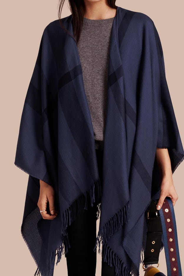 Burberry تطلق مجموعة أزياء رمضان