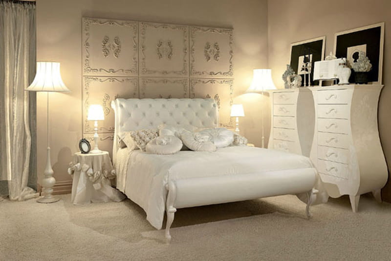 غرف النوم الفاخرة وعودة إلى الكلاسيكية الدافئة