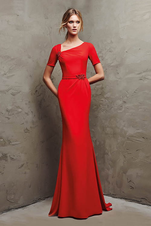 أزياء استثنائية في مجموعة برونوفياس الجديدة 8 أزياء استثنائية في مجموعة برونوفياس الجديدة